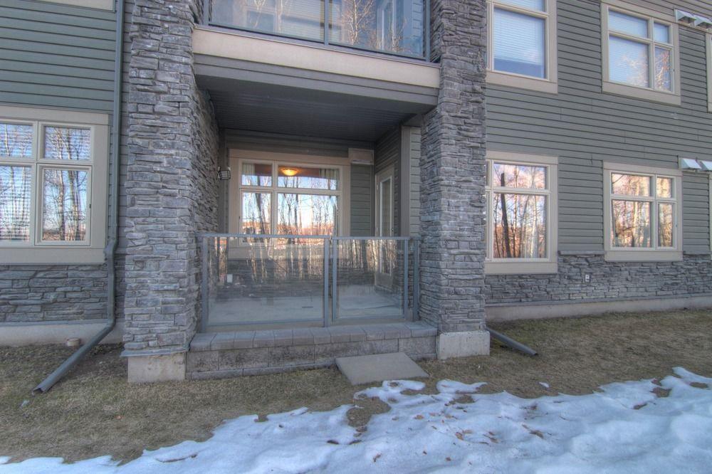 Pinnacle Inn & Suites Aspen カルガリー エクステリア 写真